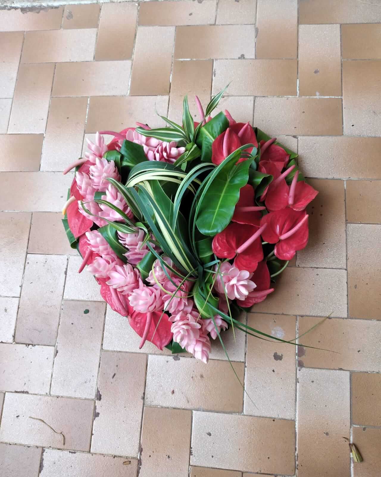 Décoration et bouquet de deuil chez Le Bougainvillier Fleuri